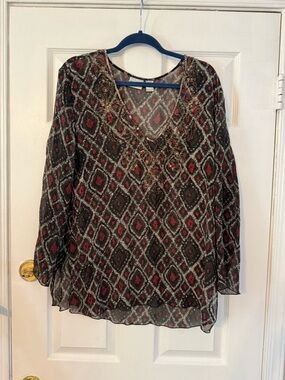Chico's Black and Red Patterned V‑Neck Tunic 100% Silk